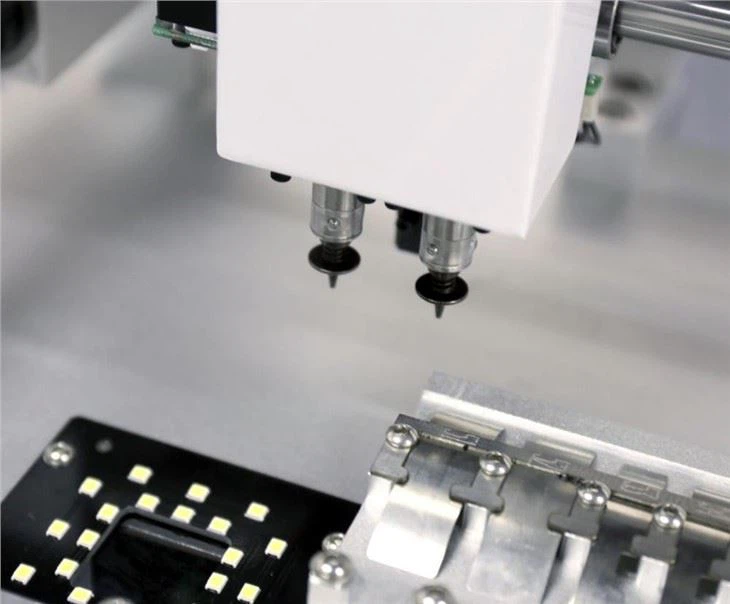 Pick And Place Desktop Machine